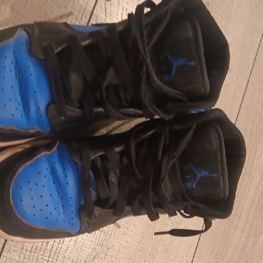 Jordan Kids Shoes Black and Blue